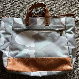 thirty one spacious tote bag